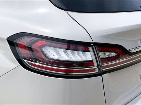 Used 2020 Lincoln Nautilus Reserve FWD image 29