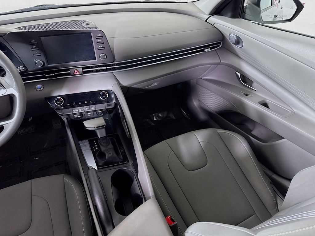 Certified 2023 Hyundai Elantra SEL w/ Cargo Package FWD image 25