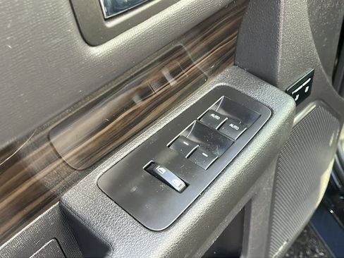 Used 2017 Ford Flex SEL w/ Equipment Group 202A image 23