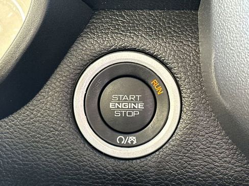 Certified 2025 RAM 1500 Big Horn image 37