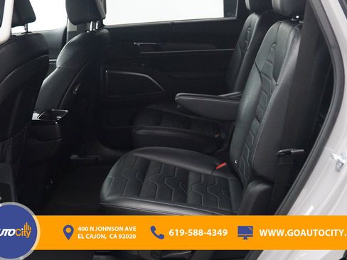 Used 2022 Kia Telluride SX w/ SX Prestige Package AWD/4WD image 14