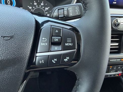 Used 2022 Ford Escape SE w/ Convenience Package image 16