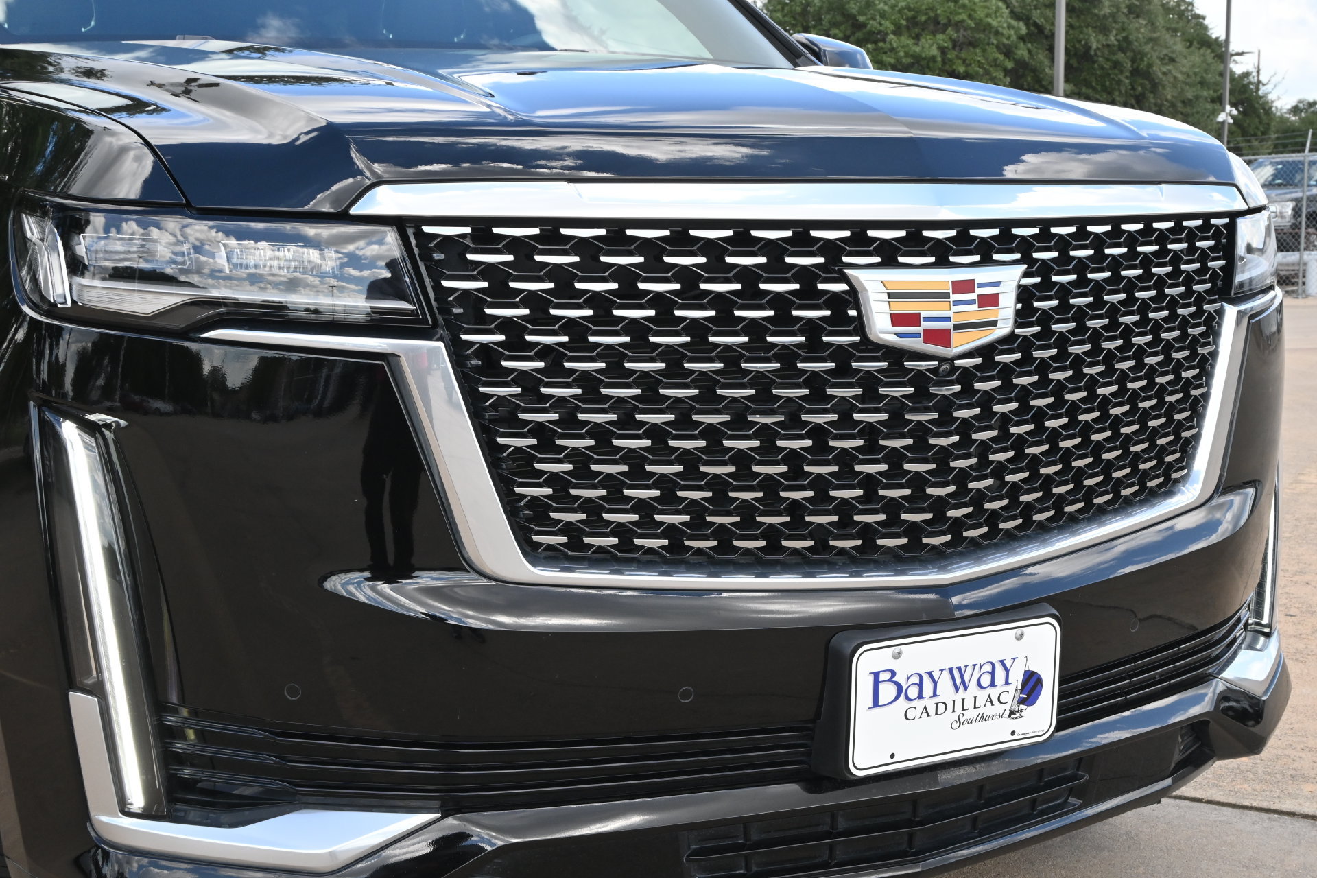 Certified 2024 Cadillac Escalade Premium Luxury w/ Performance Package AWD/4WD image 25