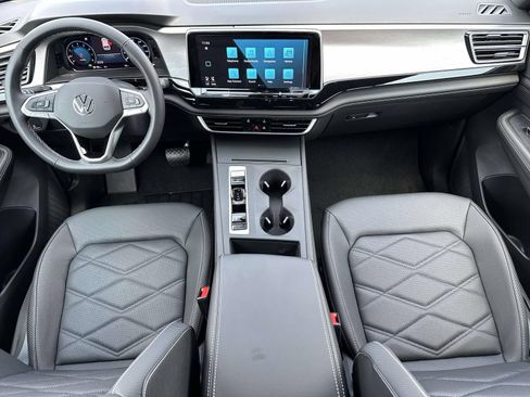 New 2026 Volkswagen Atlas Cross Sport SE AWD/4WD image 11