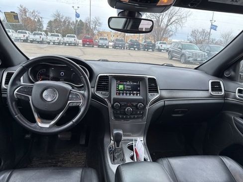 Used 2018 Jeep Grand Cherokee Limited image 15