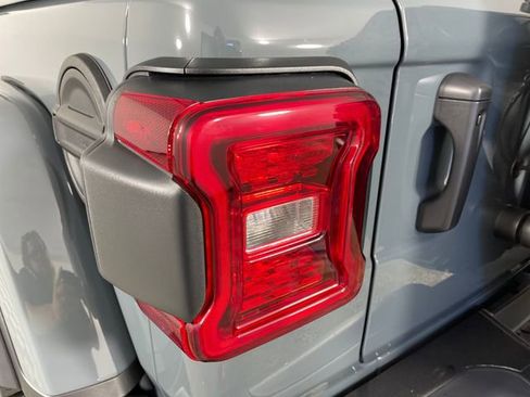 New 2025 Jeep Wrangler Unlimited Rubicon 392 image 18