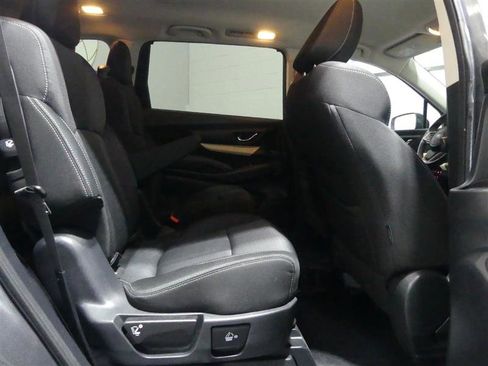 Used 2020 Subaru Ascent Premium w/ Convenience Package image 29
