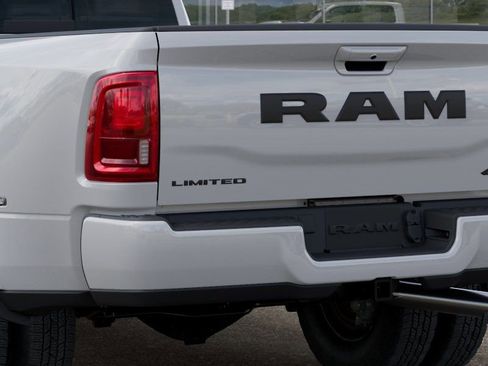 New 2026 RAM 3500 Limited AWD/4WD image 13