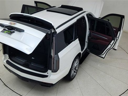 Used 2025 Cadillac Escalade Sport w/ Touring Package image 92