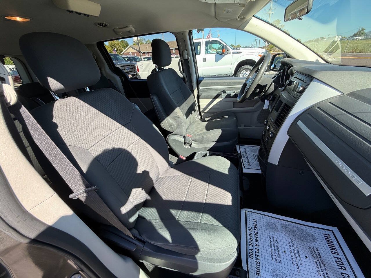Used 2010 Dodge Grand Caravan SE FWD image 10