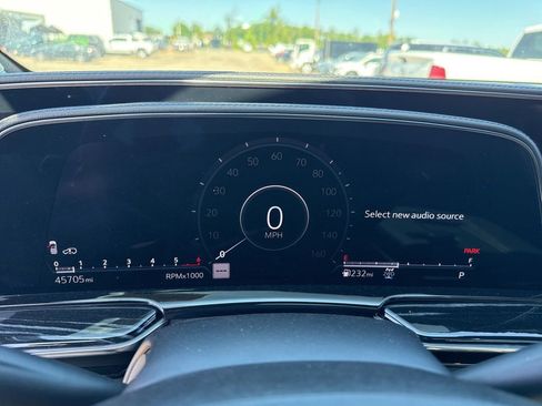 Used 2023 Cadillac Escalade ESV Sport w/ Touring Package AWD/4WD image 8