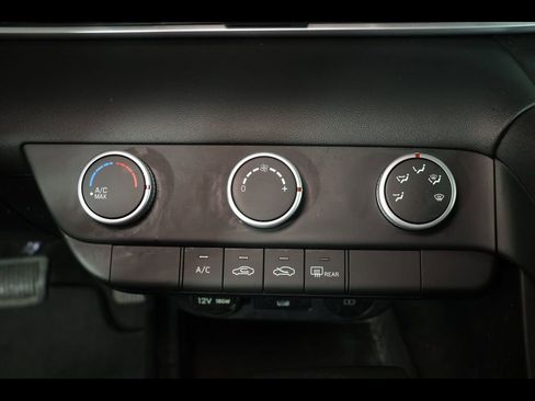 Used 2024 Hyundai Elantra SE image 26