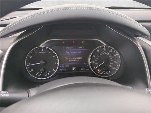 Used 2018 Nissan Murano S image 10