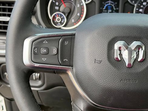 Used 2025 RAM 2500 Big Horn AWD/4WD image 17