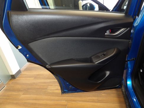 Used 2017 MAZDA CX-3 Sport image 19