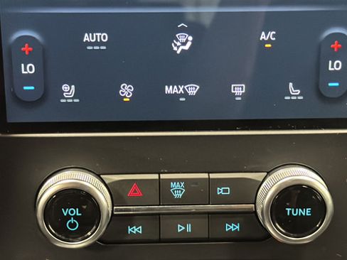 Used 2024 Ford Edge SEL w/ Convenience Package AWD/4WD image 18