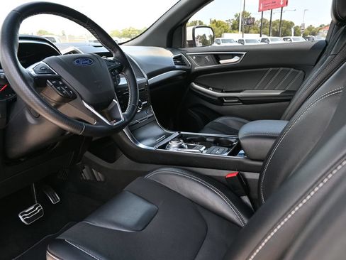 Used 2019 Ford Edge ST w/ Equipment Group 401A AWD/4WD image 15