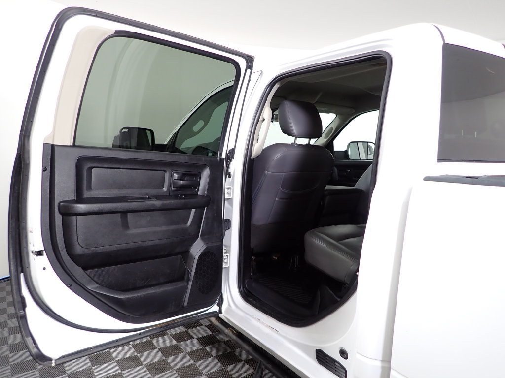 Used 2017 RAM 2500 Tradesman w/ Chrome Appearance Group AWD/4WD image 39