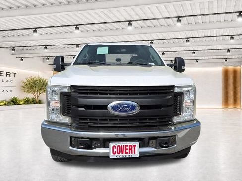 Used 2019 Ford F250 XL w/ Power Equipment Group AWD/4WD image 3
