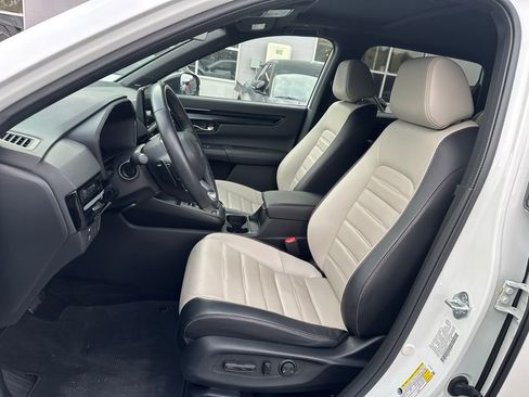 Used 2023 Honda CR-V Sport Touring image 13