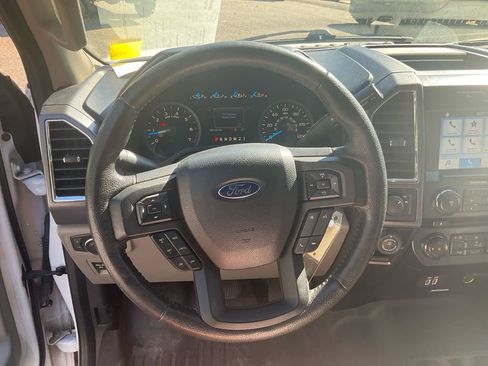 Used 2016 Ford F150 XLT w/ Equipment Group 302A Luxury RWD image 21