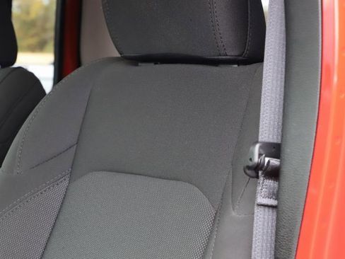 Used 2023 Jeep Gladiator Willys image 14