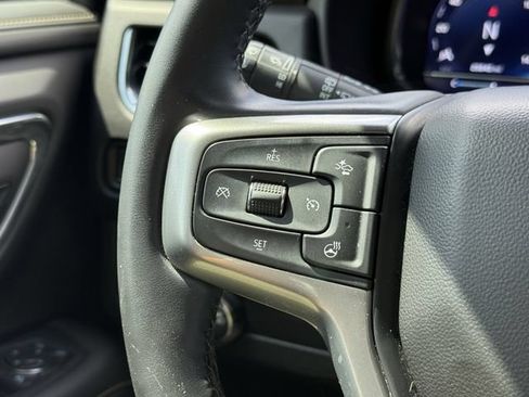 Used 2024 Chevrolet Tahoe Premier AWD/4WD image 24