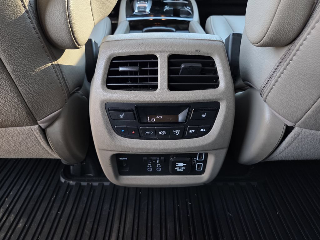 Used 2022 Honda Pilot Touring image 60