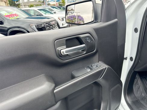 Used 2024 GMC Sierra 1500 Pro w/ Convenience Package image 24