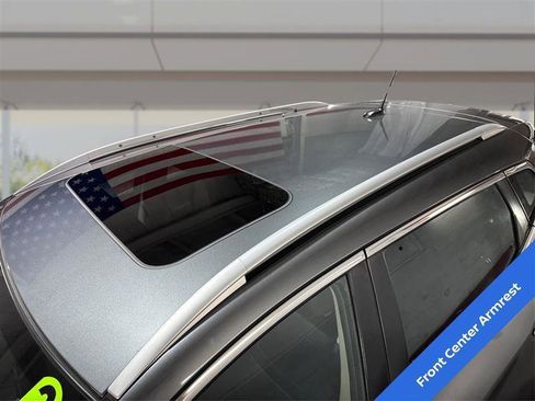 Used 2018 Nissan Rogue Sport SL w/ SL Premium Package image 11