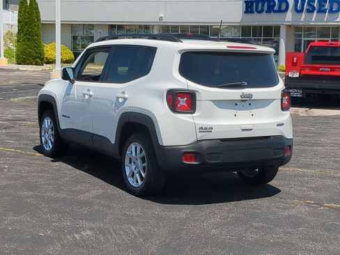 Used 2019 Jeep Renegade Latitude w/ Cold Weather Group AWD/4WD image 7