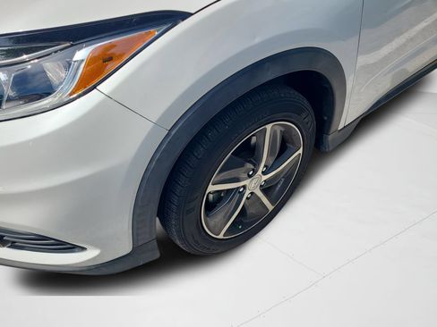 Used 2021 Honda HR-V EX-L image 8