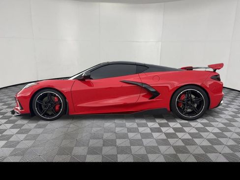 Used 2022 Chevrolet Corvette Stingray Preferred Cpe w/ Z51 Performance Package RWD image 9