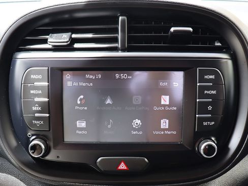 Used 2020 Kia Soul LX FWD image 48