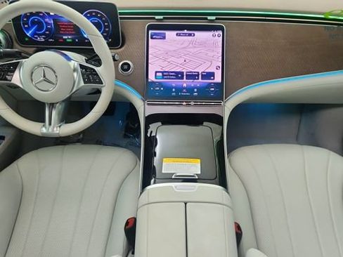 Used 2025 Mercedes-Benz EQE 350+ Sedan w/ Driver Assistance Package image 87
