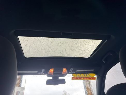 Used 2022 Dodge Charger SXT w/ Driver Convenience Group AWD/4WD image 39