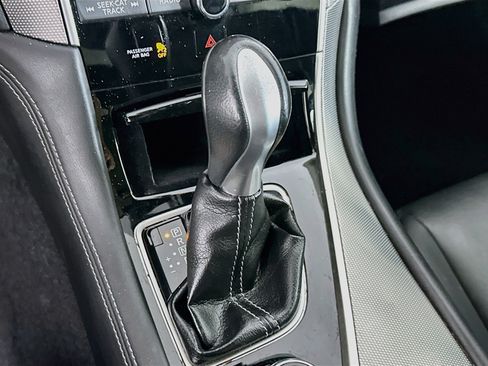 Used 2017 INFINITI Q50 2.0t RWD image 24