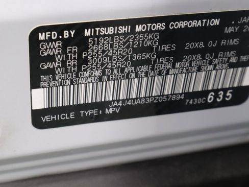 Used 2023 Mitsubishi Outlander SE image 35