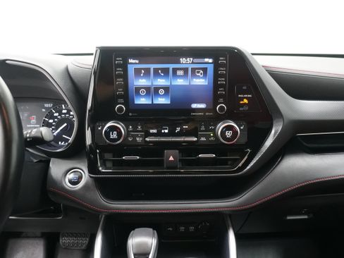 Used 2021 Toyota Highlander XSE image 21