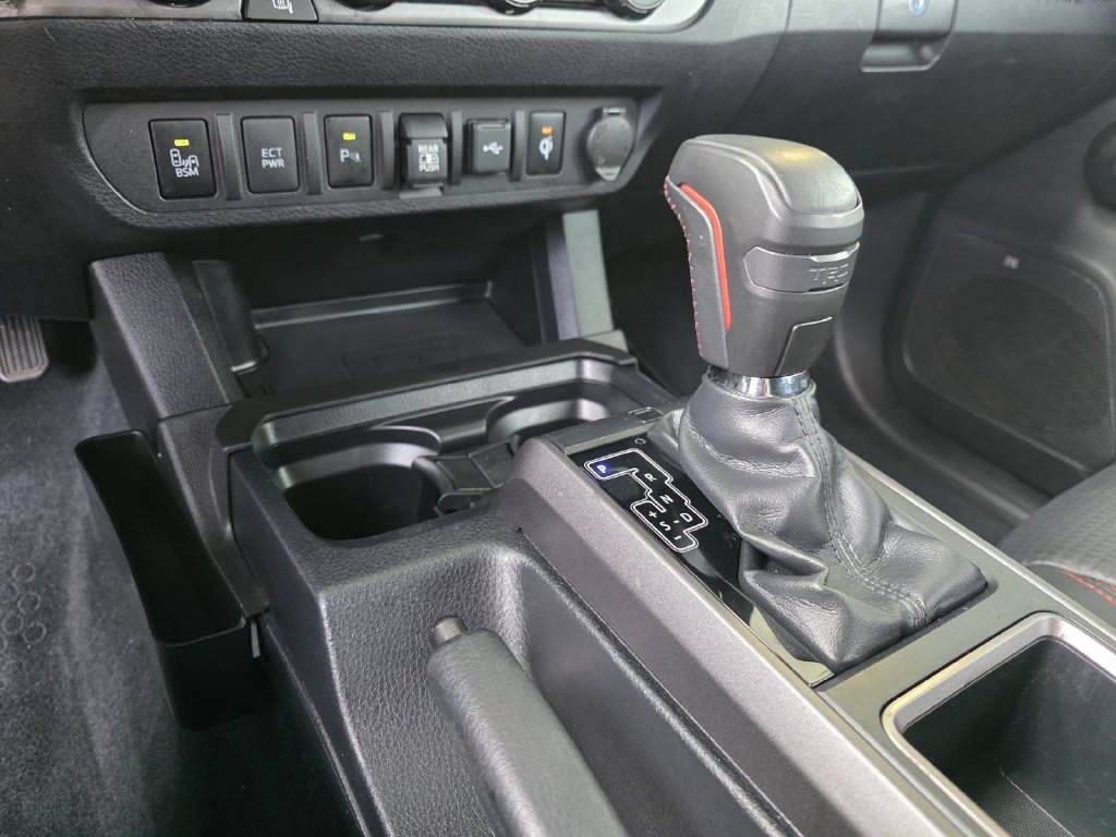 Used 2020 Toyota Tacoma TRD Pro AWD/4WD image 15