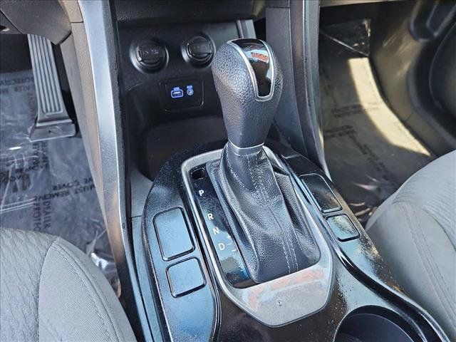 Used 2018 Hyundai Santa Fe Sport FWD image 16