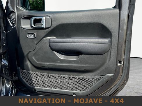 Used 2024 Jeep Gladiator Mojave w/ Convenience Group AWD/4WD image 29