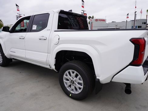 New 2026 Toyota Tacoma SR5 RWD image 6
