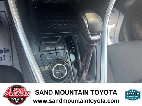 Used 2025 Toyota RAV4 SE w/ Weather & Moonroof Package AWD/4WD image 19