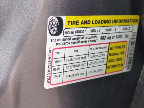 Used 2011 Ford Escape XLT image 35