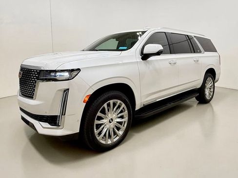Used 2022 Cadillac Escalade ESV Premium Luxury AWD/4WD image 13