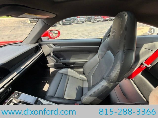 Used 2024 Porsche 911 Carrera RWD image 23