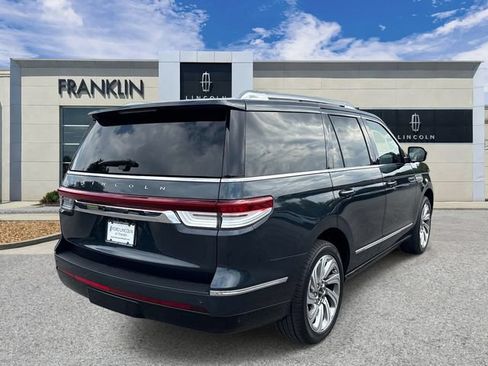 Certified 2024 Lincoln Navigator Reserve AWD/4WD image 7