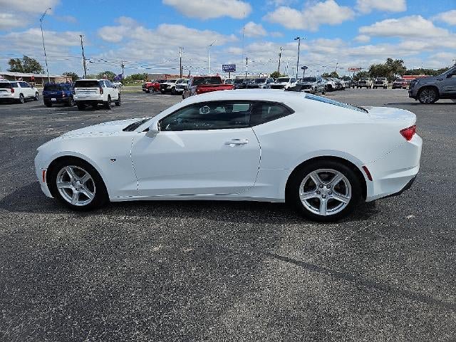 Used 2023 Chevrolet Camaro LT RWD image 3