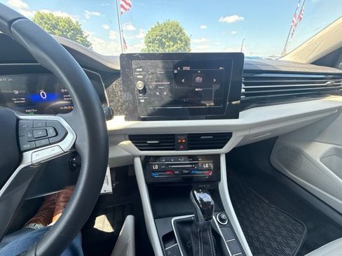 Used 2025 Volkswagen Jetta S FWD image 23